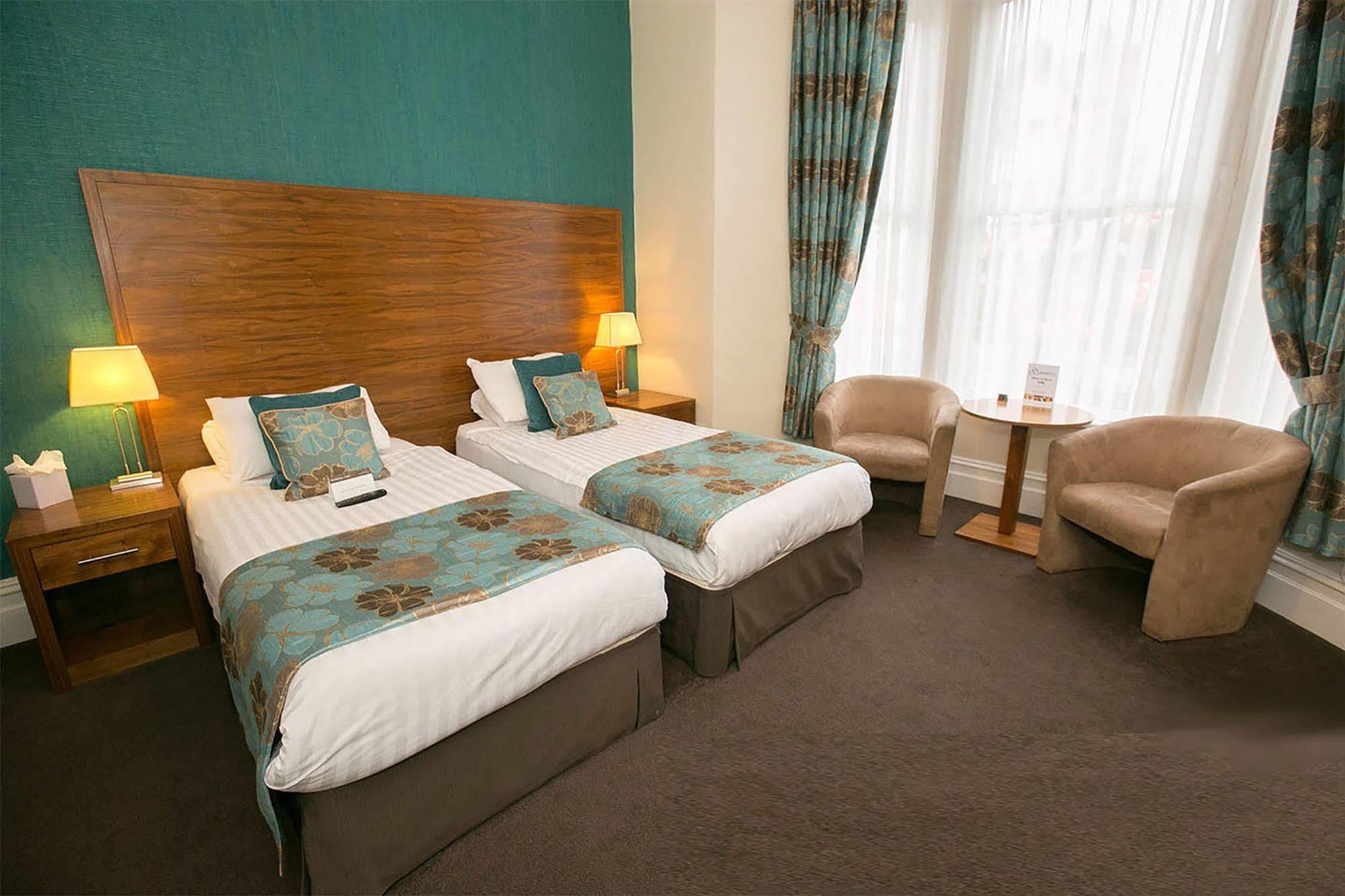 The Kimberley Hotel هاروغايت المظهر الخارجي الصورة